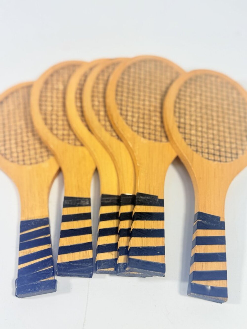 Coaster Set Cork and Wood Tennis Rackets Set 6 Unique Barware Vintage Gifts Serv - Picture 3 of 12